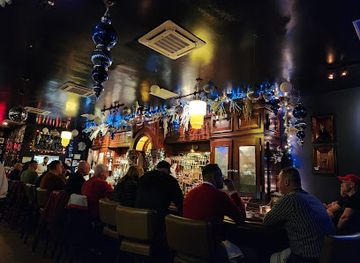 california/palm-springs/bar/paul-bar-food