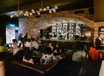 australia/canberra/city-centre/bar/blue-eyes