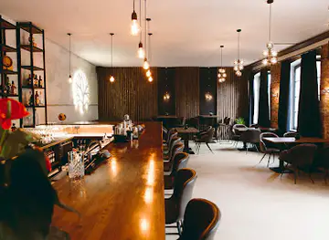 WOOD STOCK cocktail bar