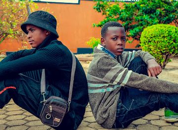 rwanda/nyabarongo-river/bar/bonheur-irumva