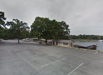 oklahoma/ouachita-national-forest/bar/sharky-s-bar