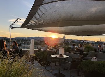 hungary/kapos-valley/bar/liz-chain-rooftop-bar