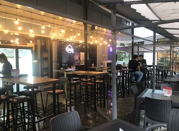 singapore/kallang/bar/one-bar-ct-hub