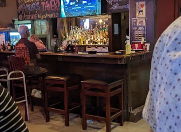 louisiana/houma/bar/pours-tavern