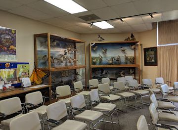 delaware/bombay-hook-national-wildlife-refuge/bar/bombay-hook-national-wildlife-refuge-visitor-center