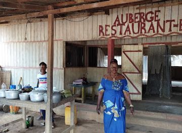 central-african-republic/dzanga-ndoki-national-park/bar/chez-sophie