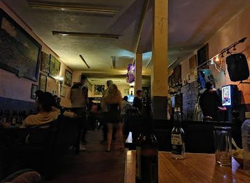 mexico/san-miguel-de-allende/colonia-guadalupe/bar/la-cucaracha