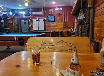 oregon/cascade-range/bar/vic-s-bar-grill