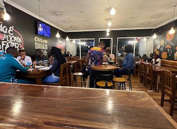 angola/bie-plateau/bar/na-garagem