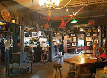 australia/outback/bar/the-pub-with-no-beer