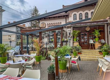 romania/pitesti/bar/garden-pub