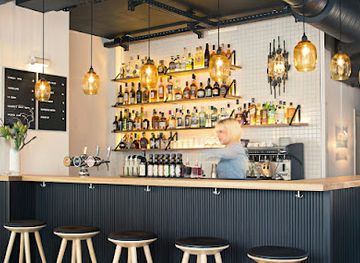 switzerland/lucerne/lake-lucerne/bar/finale