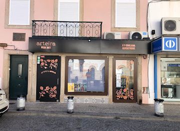 portugal/beira-baixa/bar/arteira-brewing-cervejas-artesanais-tap-room