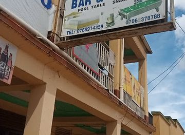 uganda/lake-bunyonyi/bar/rhidah-inn-bar
