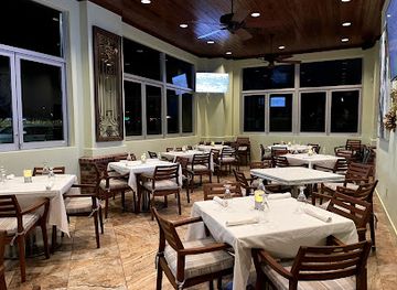 louisiana/caddo-lake/bar/2johns-steak-seafood