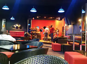 Elvis Pool Bar