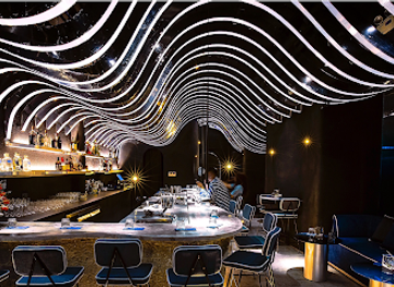 vietnam/nha-trang/vinpearl-land/bar/hybrid-nha-trang