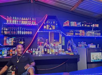 jamaica/cockpit-country/bar/klymaxxx-bar