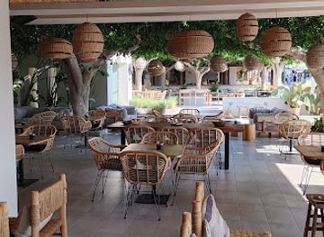 greece/kos/tingaki/bar/captain-cook-bar