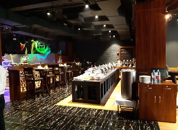 bahrain/manama/bar/favela