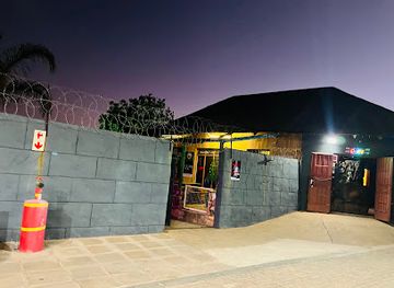 botswana/southern-district/bar/capadona-garden-lounge