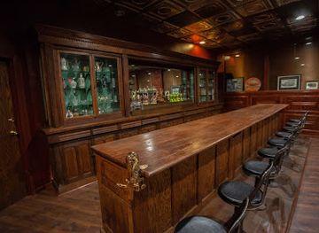 missouri/ozarks/bar/1899-bourbon-cigar-bar