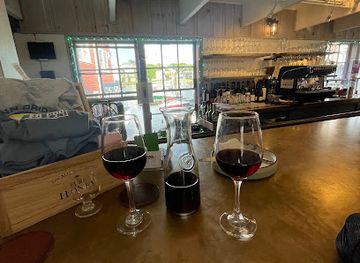 massachusetts/gloucester/bar/salted-cod-arthouse