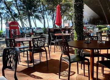 australia/cairns/palm-cove/bar/underground-palm-cove