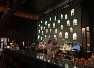 wisconsin/madison/downtown-madison/bar/the-botanist-social