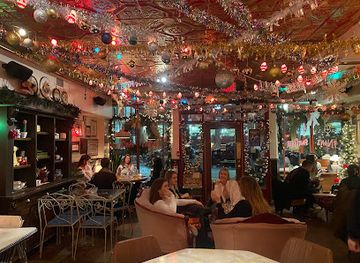 canada/eastern-ontario/bar/nan-s-parlour