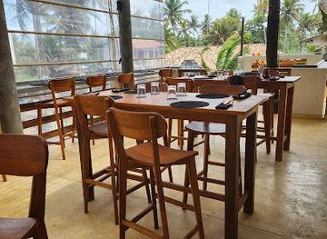 sri-lanka/ruhuna/bar/the-upstairs