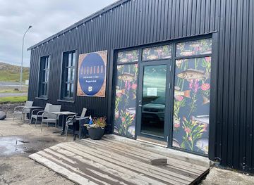 iceland/northwestern-region/bar/harbour-restaurant-bar