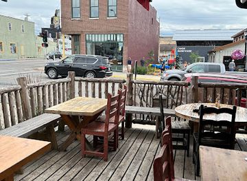 minnesota/ely/bar/the-chocolate-moose