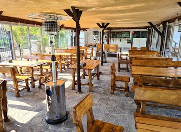 slovakia/horna-nitra/bar/finis