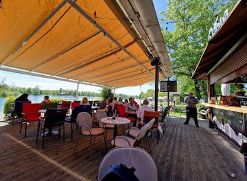 croatia/zagreb/jarun-lake/bar/pattaya-beach-house