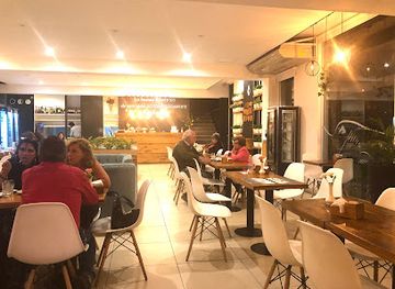 argentina/san-miguel-de-tucuman/yerba-buena/bar/wolf-2-cafe-tapas