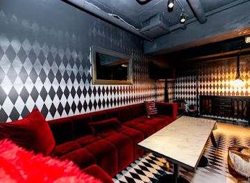 japan/osaka/shinsaibashi/bar/seven-house