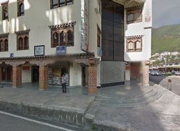 bhutan/thimphu/bar/lumous-restaurant-bar