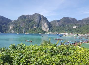 thailand/andaman-coast/bar/slinky-bar