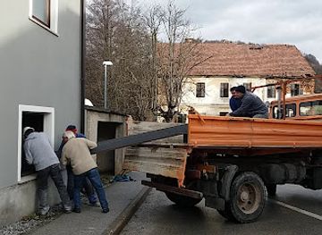 slovenia/rogaska-slatina/bar/bar-kis-kristijan-bratusa-s-p