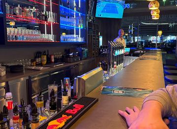 austria/vienna/floridsdorf/bar/hit-hope