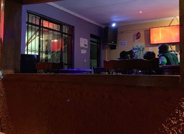 kenya/nairobi/karen/bar/long-bar-restaurant