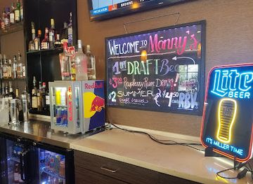 illinois/southern-illinois/bar/manny-s