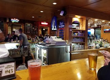 illinois/champaign/bar/esquire-lounge