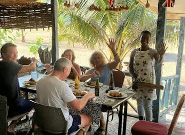 the-gambia/kiang-east-national-park/bar/dolphin-s-beach-bar