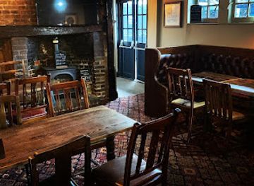 united-kingdom/cambridge/newnham/bar/pickerel