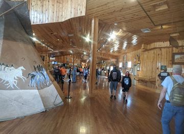 south-dakota/jewel-cave-national-monument/bar/laughing-water-restaurant