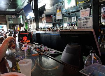 alabama/mobile/downtown-mobile/bar/flip-side-bar-patio