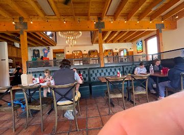 Trailhead Public House and Eatery