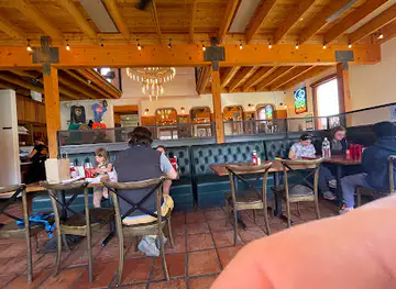 Trailhead Public House and Eatery